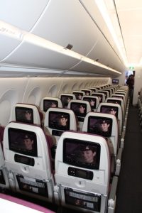 Økonomiklasse ombord på Qatar Airways A350. Foto: Flemming Poulsen