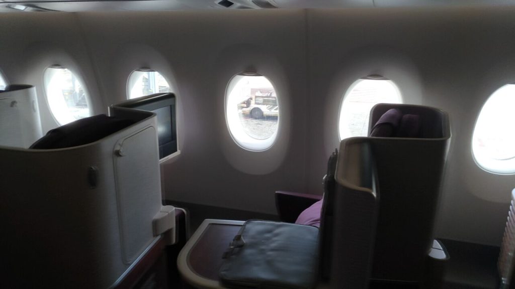 Vinduessæde på Thai Airways Business Class på Airbus A350. Foto: Jens Fisker