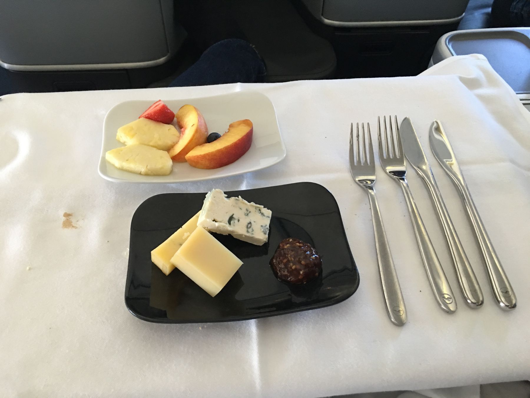 Reisefølget sitt utvalg av dessert.