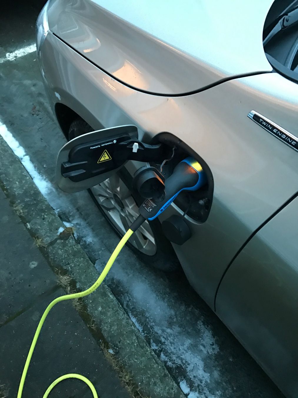 Hyppig lading er en forutsetning for å få fullt utbytte av en plugin-hybrid. Foto: Rolf A. H. Gjerdsjø