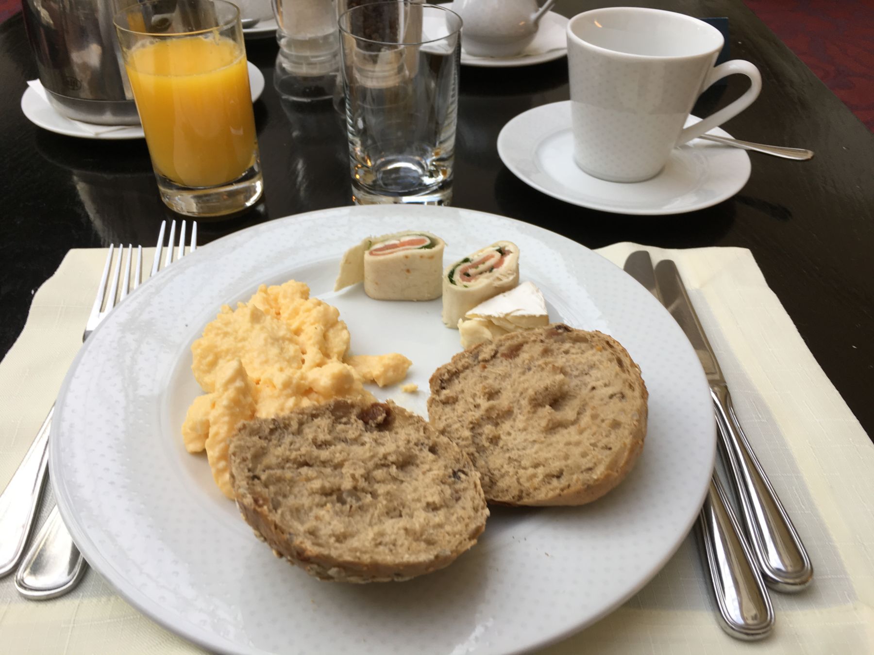 Frokost ved Sheraton Grand Krakow.